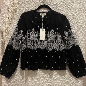 Jennifer & Grace Black and White Floral Embroidered Blouse New with Tags